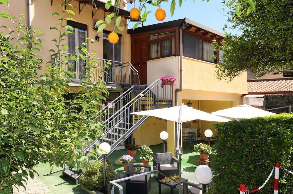 Nonna Germina Locazione Turistica Villa Roccalumera Bagian luar foto